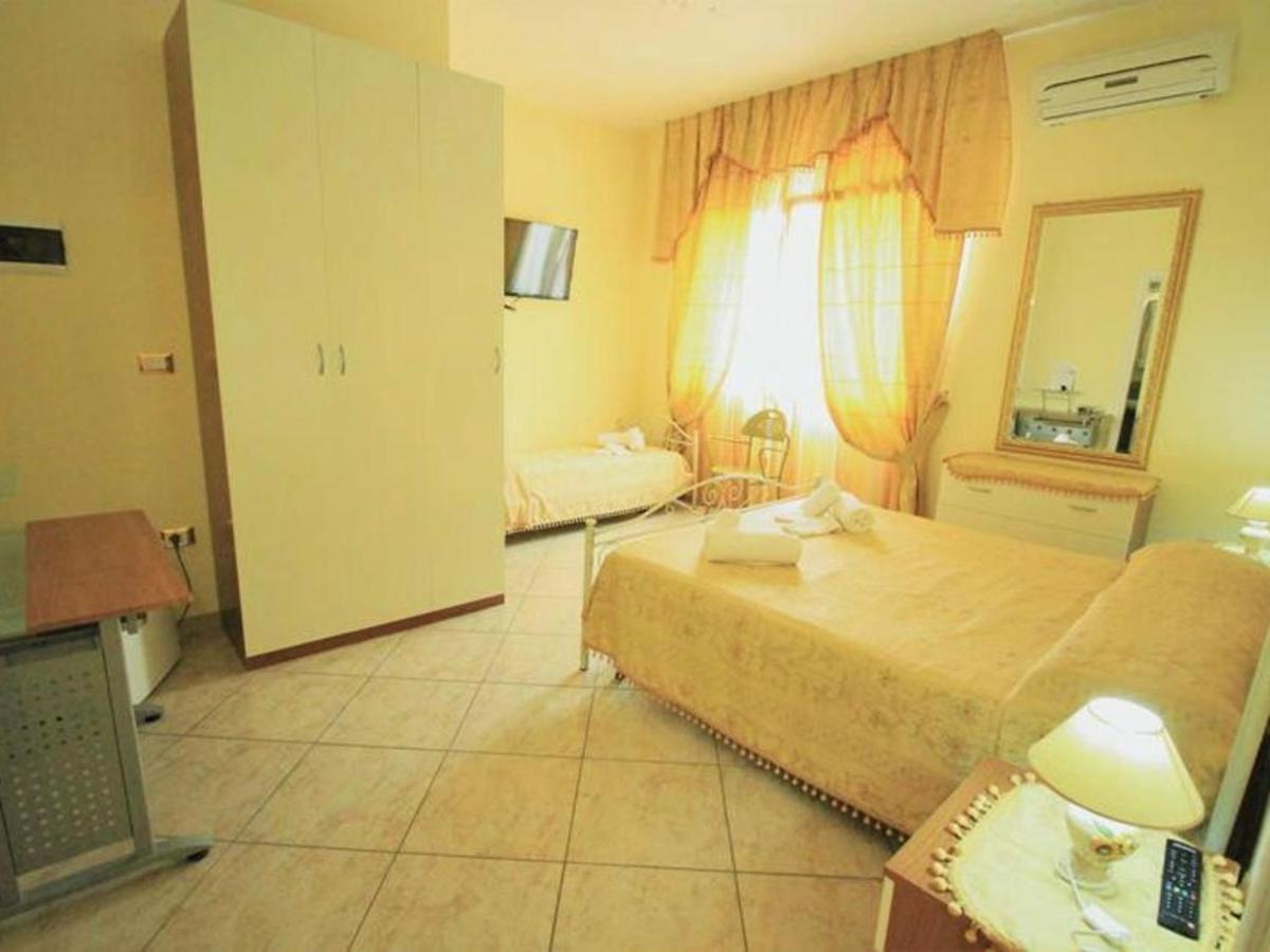 B&B Arcobaleno Salve Buitenkant foto