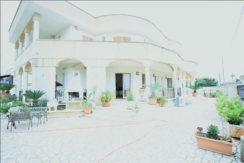 B&B Arcobaleno Salve Buitenkant foto